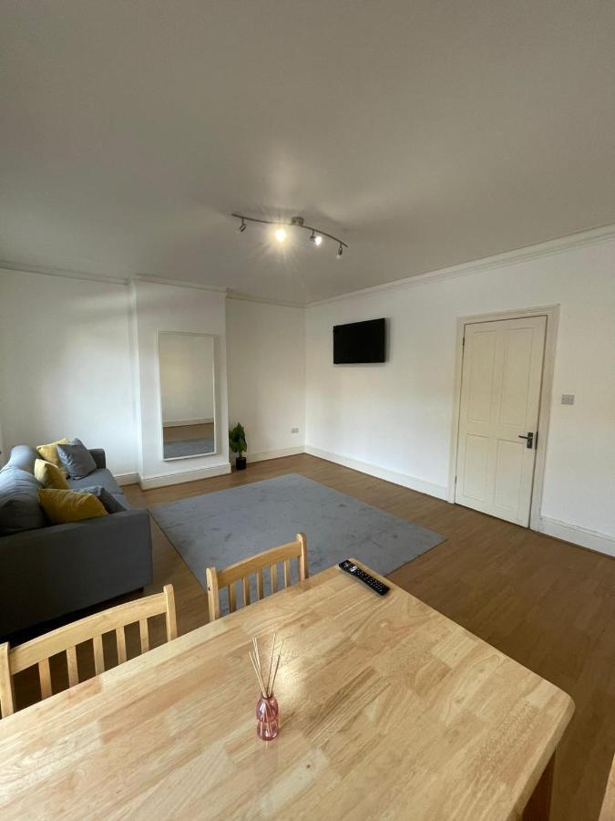 Amazing 3 Bedroom Flat Minutes From Tower Bridge Лондон Экстерьер фото
